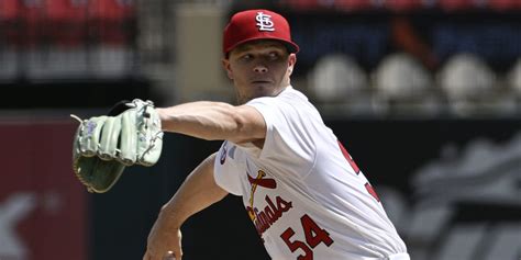 www.sixline.com 2021|Sonny Gray logs six strong innings in Cardinals' win over Padres.